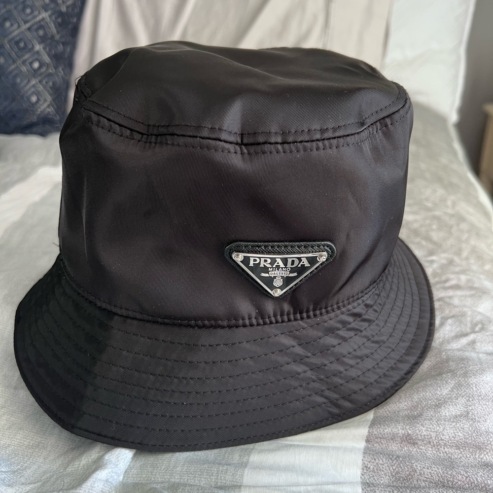 Prada Re-Nylon Bucket hat